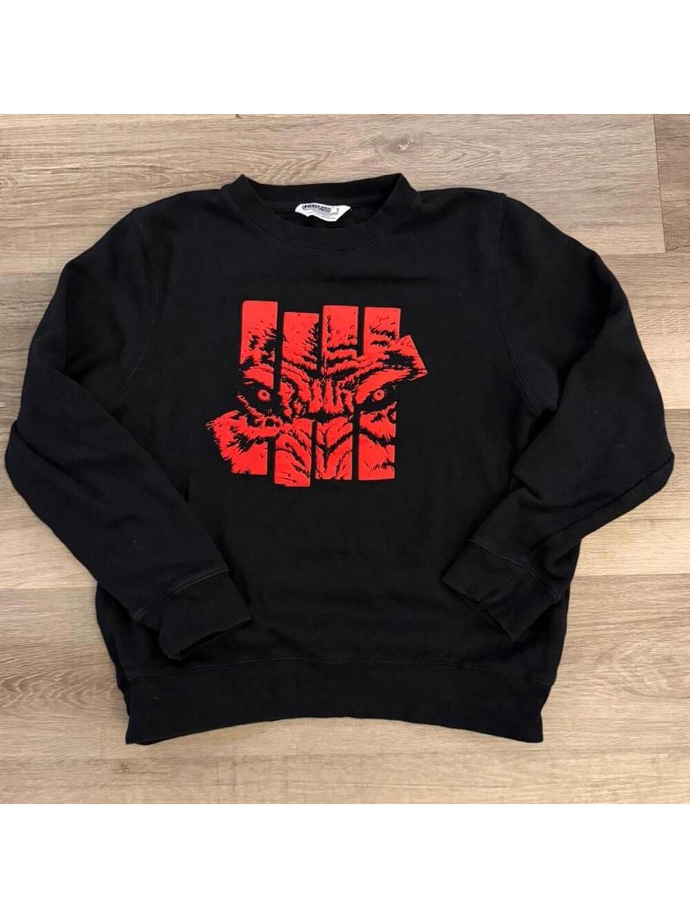 Vintage Undefeated black and red Beast hoodie Size S #hoodie